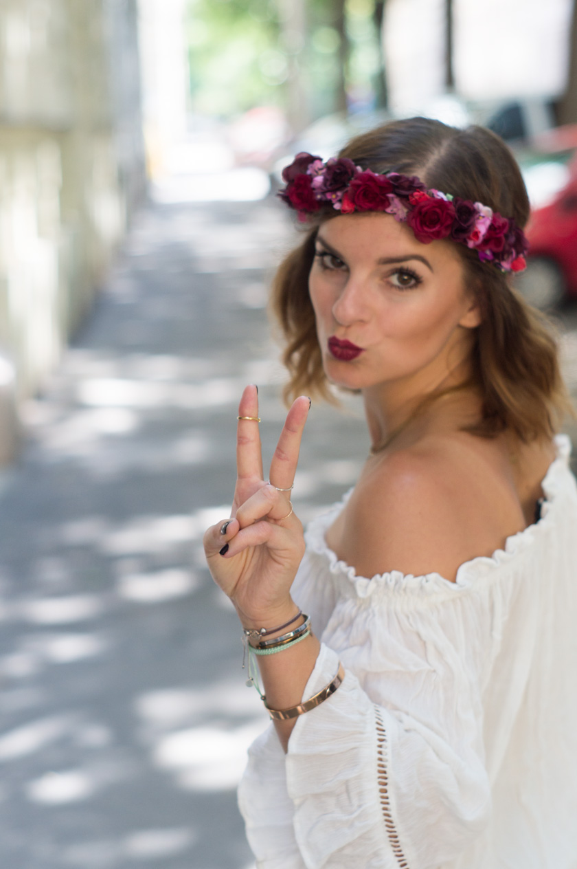 festival look mit blumenkranz, weareflowergirls #flowergirl #flowercrown #blumenmädchen #blumenkranz #summer #boho #outfit #amigaprincess #fashion #jumpsuit