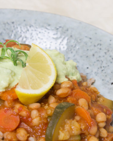 bohnen gemuese eintopf #eintopf #winter #herbst #beans #avocado #rice #veggie #vegan #recipe #rezept #clean #amigaprincess