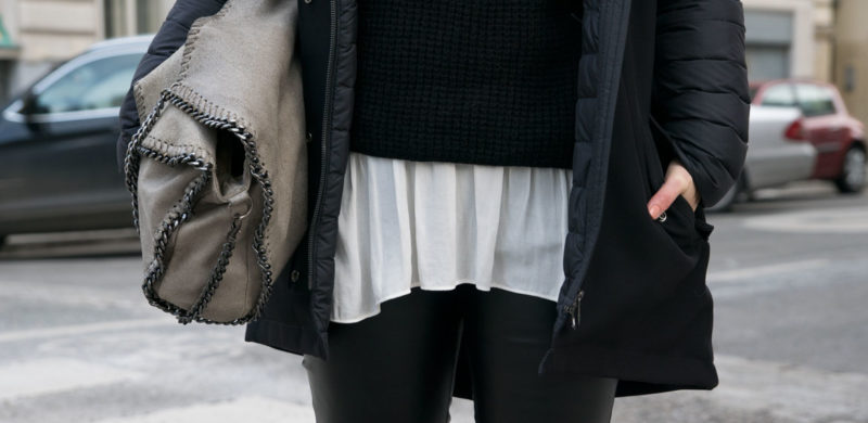 Outfit: Colmar Originals Parka + Lederhose + Furry Flats #flatforms #black #white #bw #furry #fur #basic #capsulewardrobe #outfit #winter #colmar #leatherpants #lederhose #streetstyle #layering #inspo #fashion #amigaprincess #look