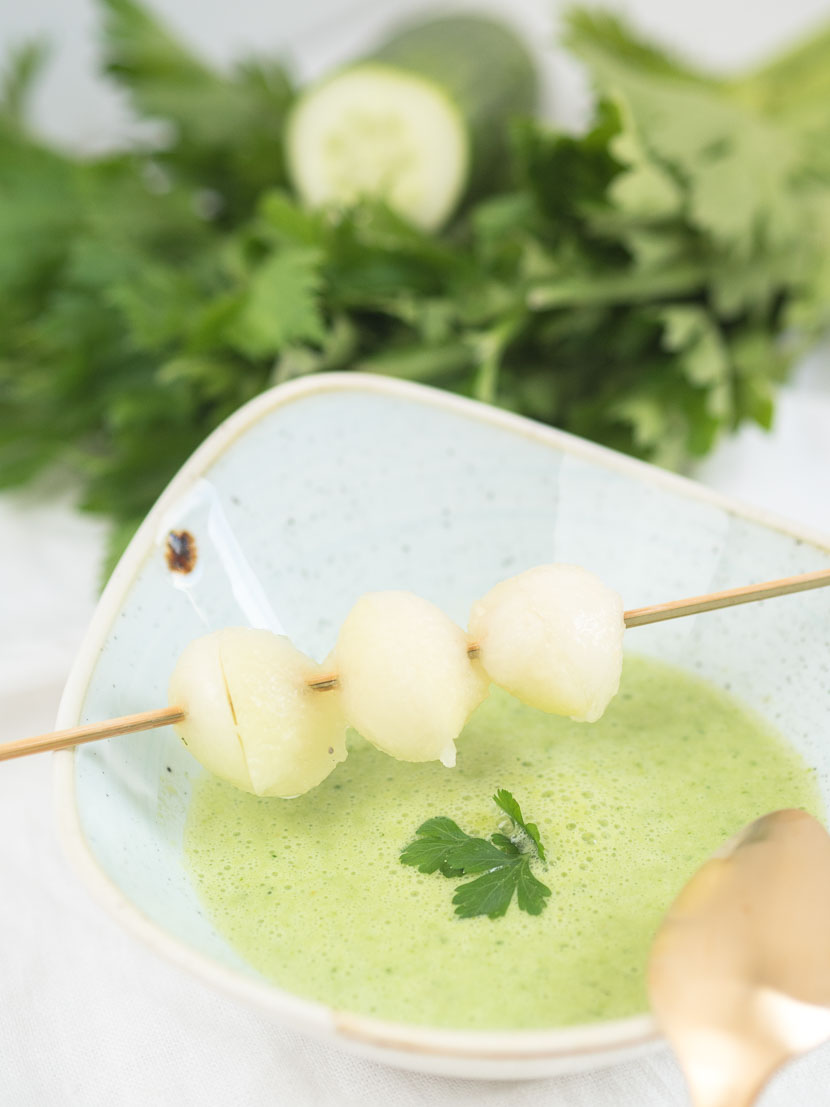 Kalte Melonen-Gurken Suppe mit Buttermilch - Lykke Life