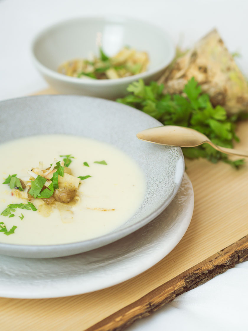 Cremige Selleriesuppe mit Maroni und Zitrone - Lykke Life