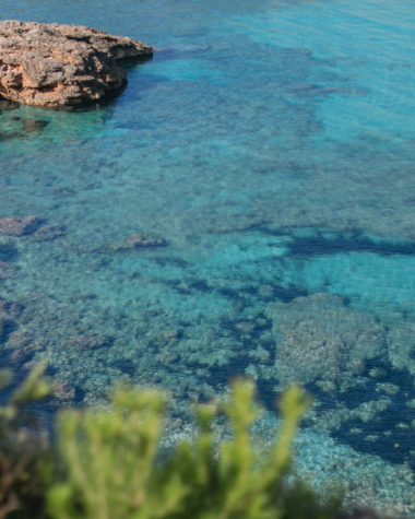 Ibiza in der Nachsaison – das solltest Du wissen, wissenswerte Tipps für einen Urlaub auf Ibiza in der Nachsaison, Ibiza im November, Off-Season ist der perfekte Reisezeitpunkt für all jene, die auf der Suche nach Entspannung und dem gechillten, spanischen Lebensstil sind, Ibiza Tipps im Herbst, Vorteile von Ibiza in der Nebensaison, Reise Empfehlung, www.amigaprincess.com #ibiza