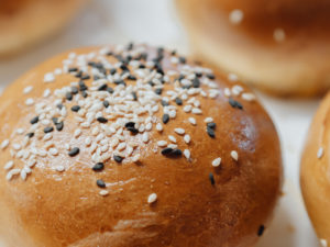 Burger Brötchen selber machen - so einfach gelingen Brioche Buns 1