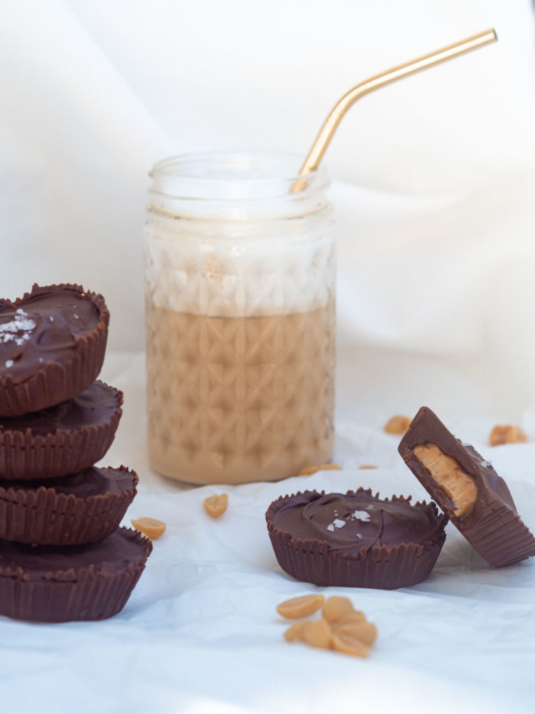 5 Zutaten Peanutbutter Cups - vegan und glutenfrei 6
