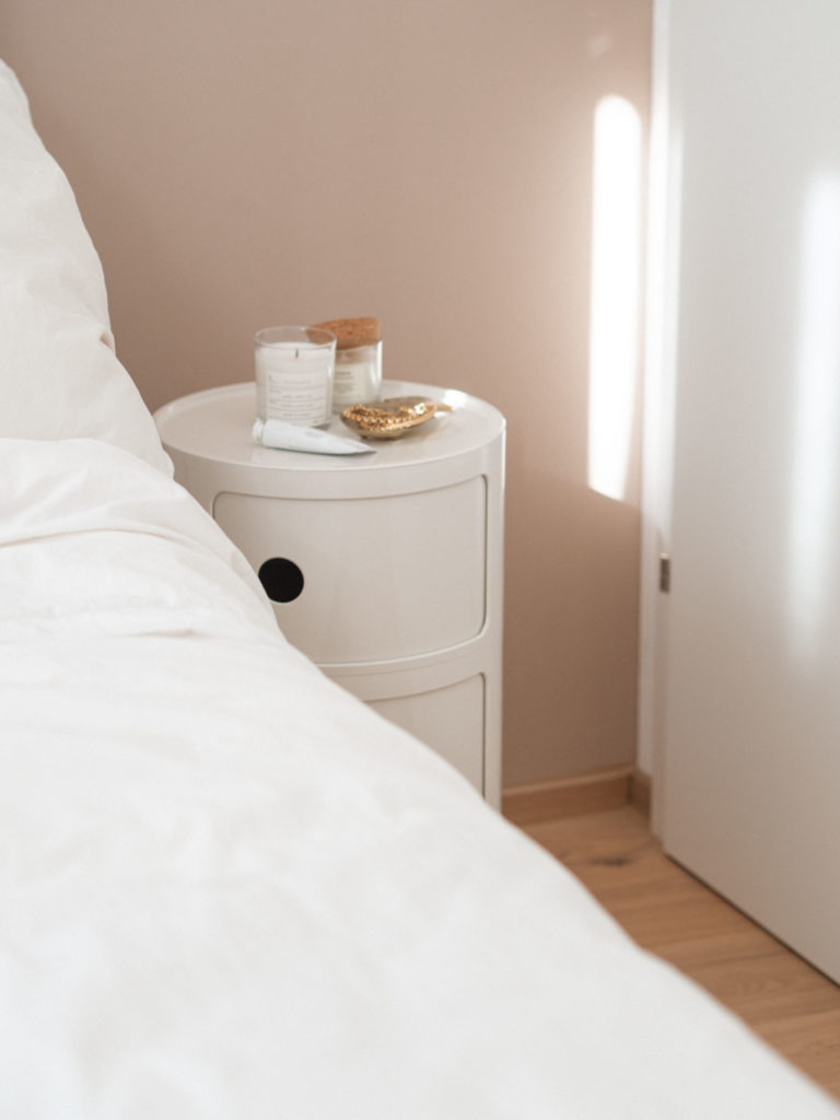 Schlafzimmer skandinavisch gestalten: Tipps und Inspiration 46